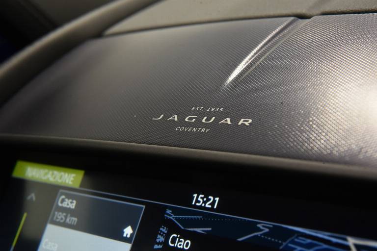 JAGUAR F-Type 53