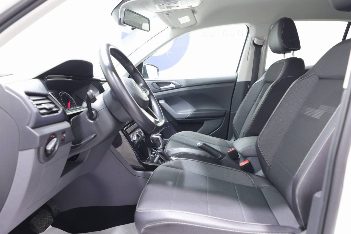 VOLKSWAGEN T-Cross 20