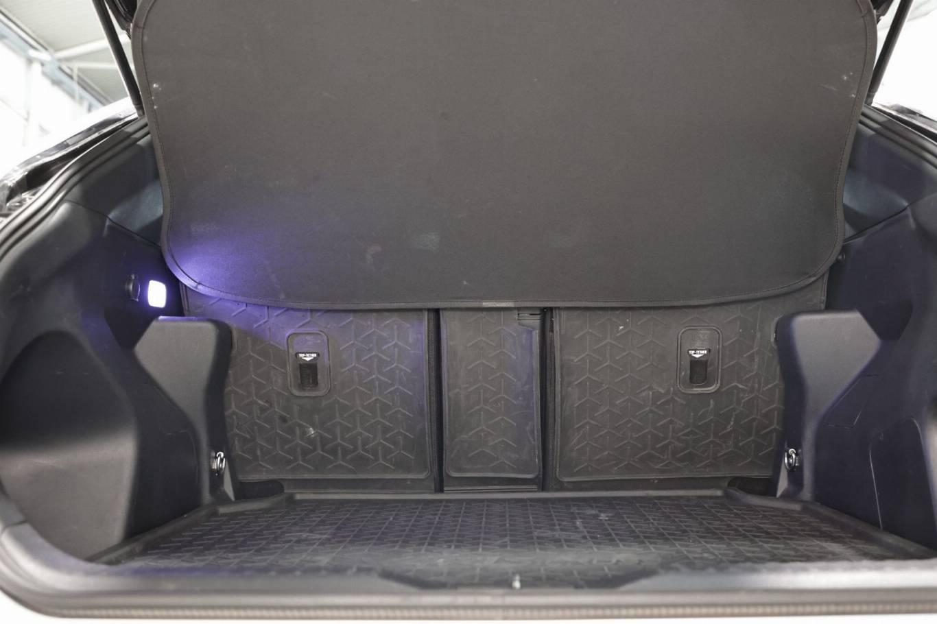 TOYOTA Yaris Cross 41