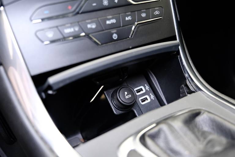 FORD S-Max 28