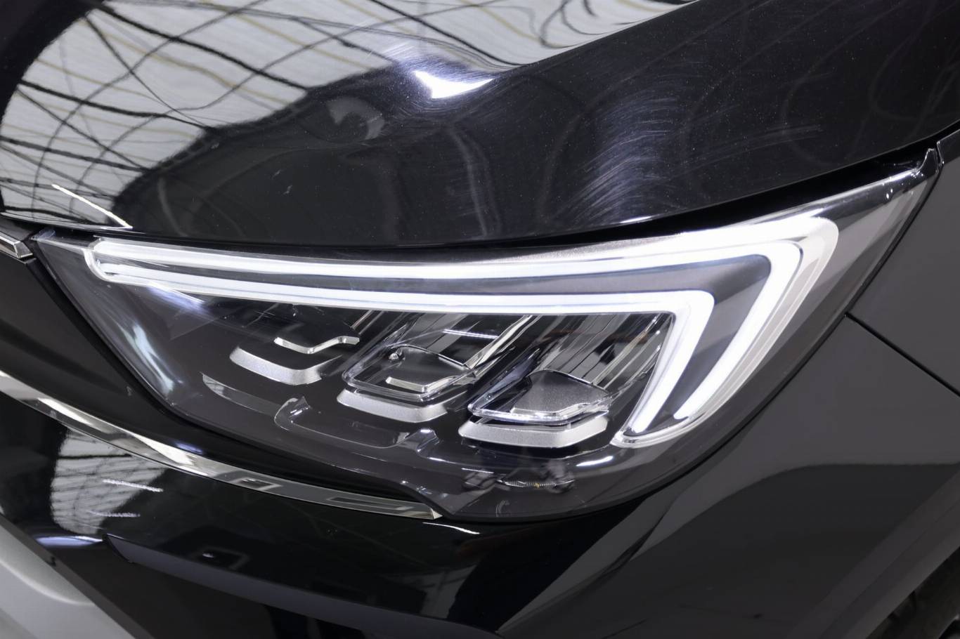 OPEL Crossland 12