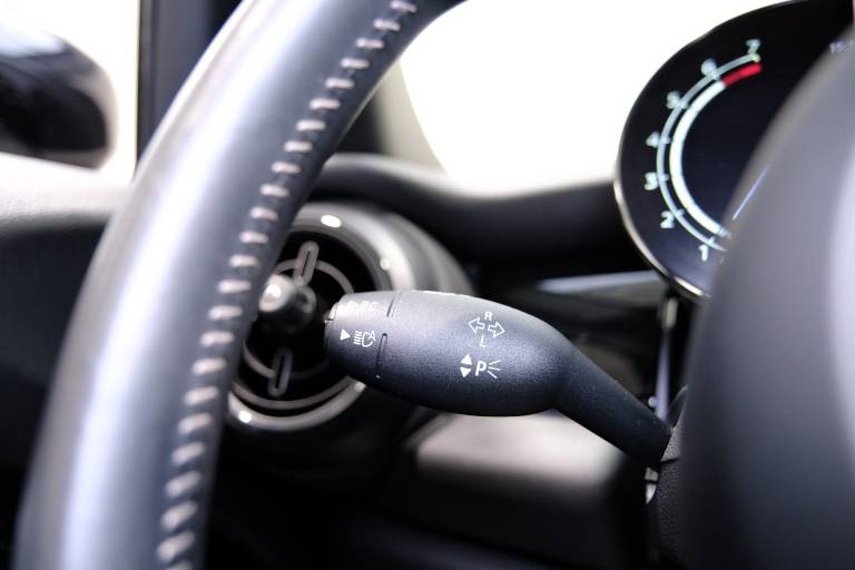 MINI Cooper 22