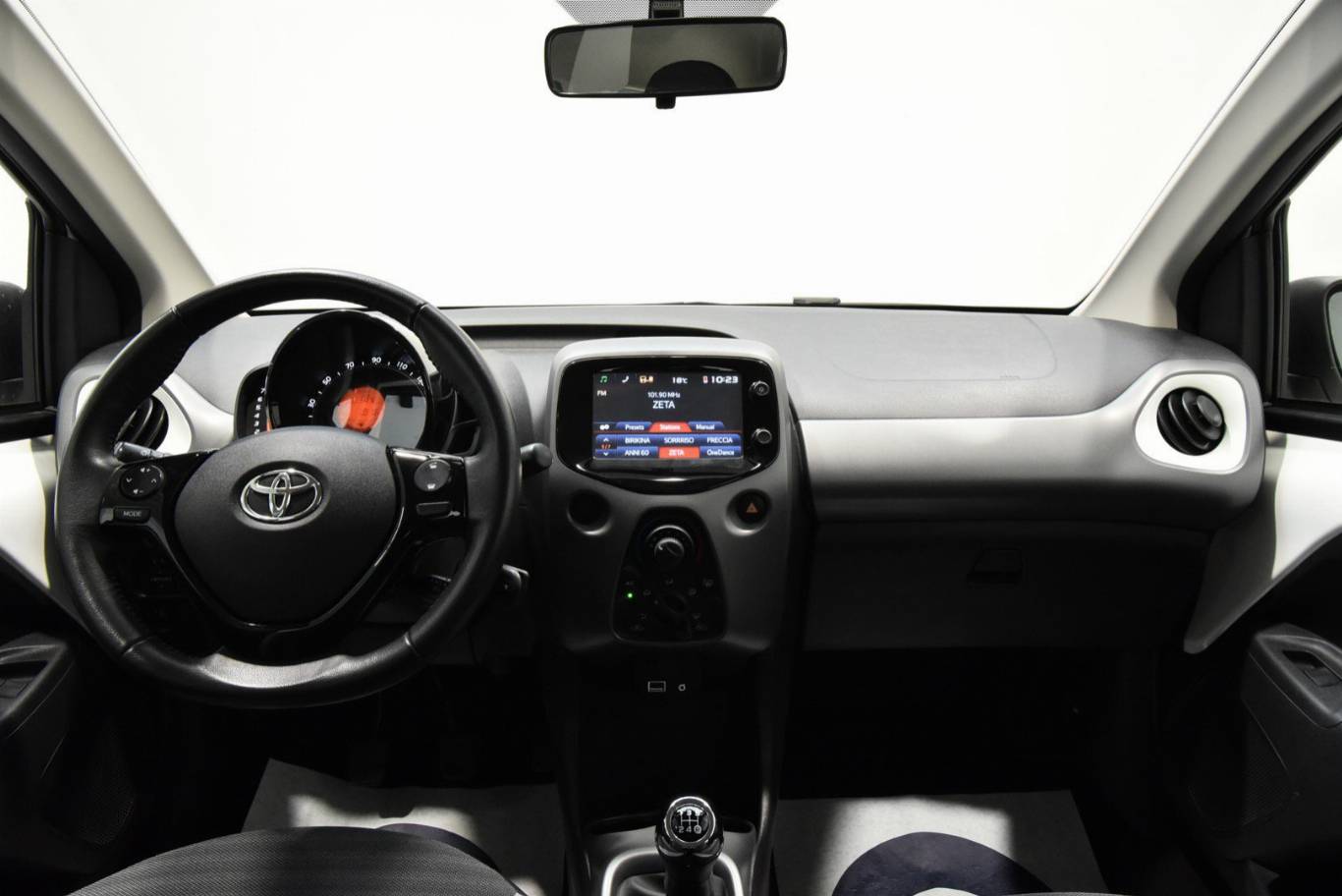 TOYOTA Aygo 22