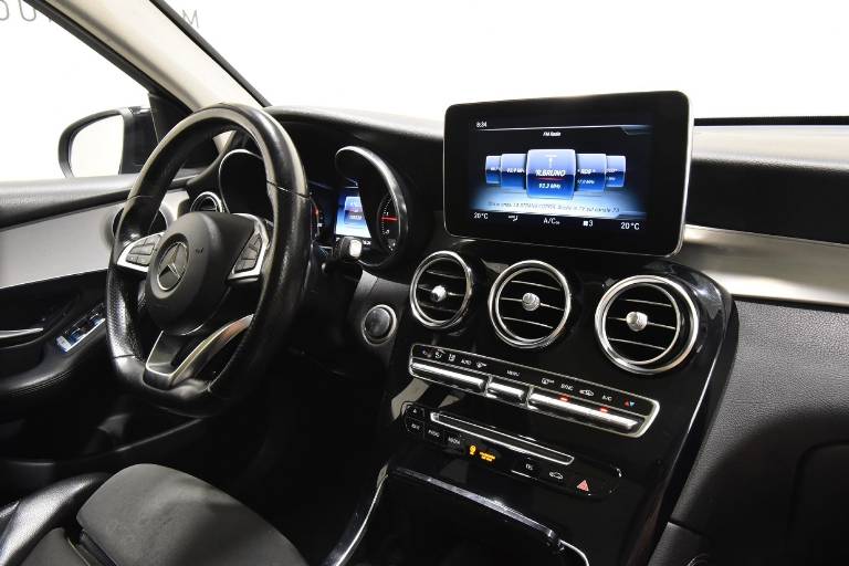 MERCEDES-BENZ GLC 250 18