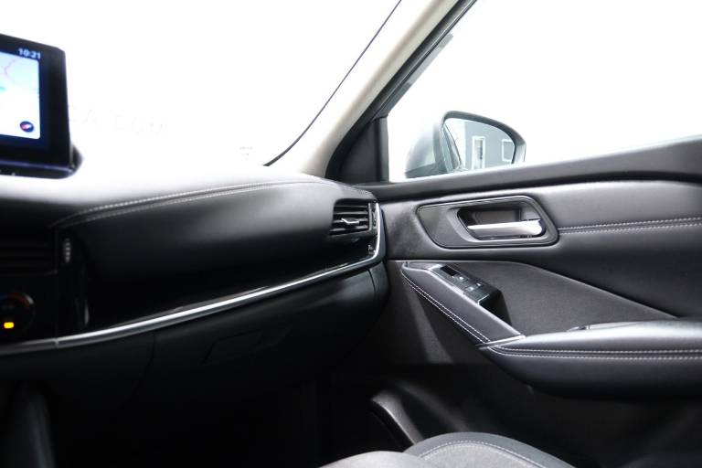 NISSAN Qashqai 33