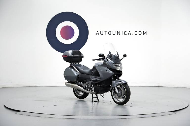 HONDA Deauville 700 3
