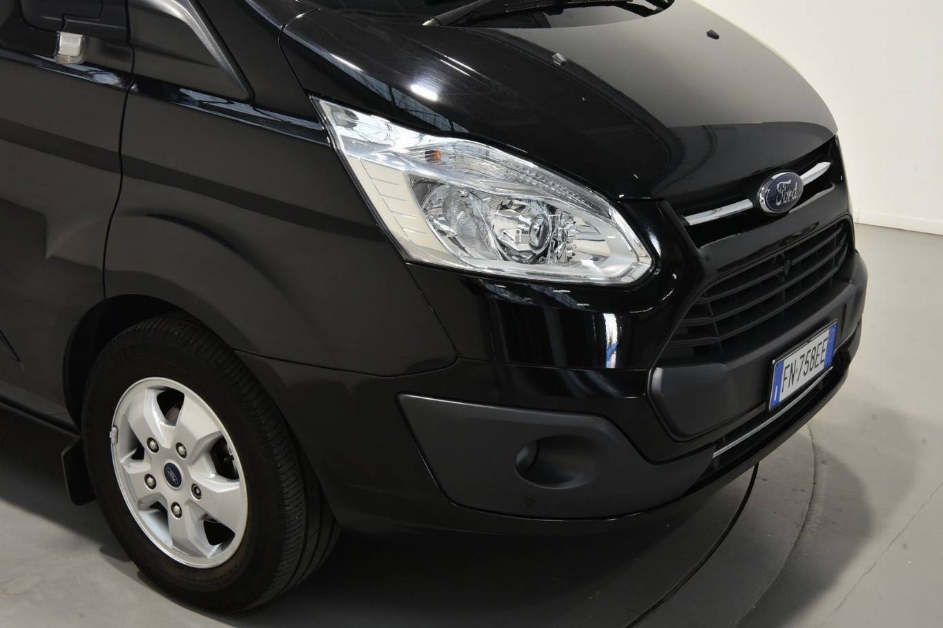FORD Tourneo Custom 46