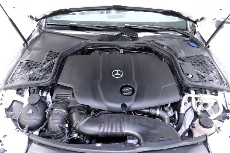 MERCEDES-BENZ C 220 68