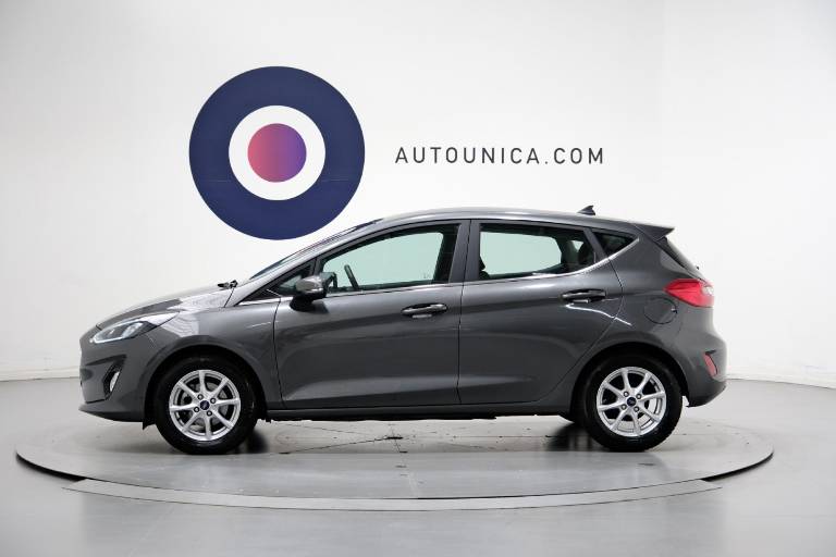 FORD Fiesta 18