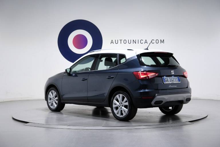SEAT Arona 7