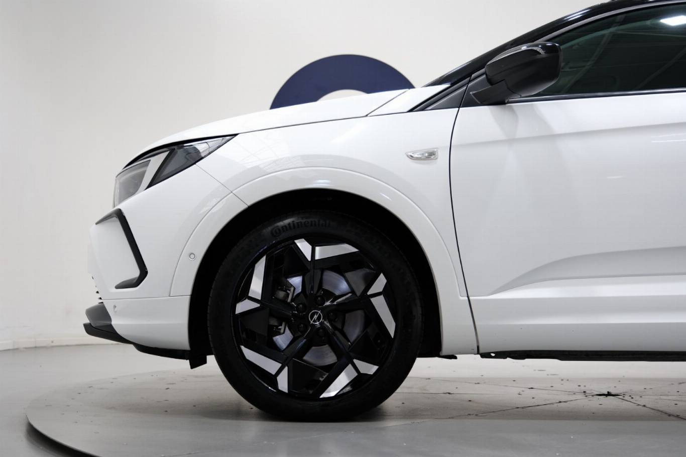 OPEL Grandland 13