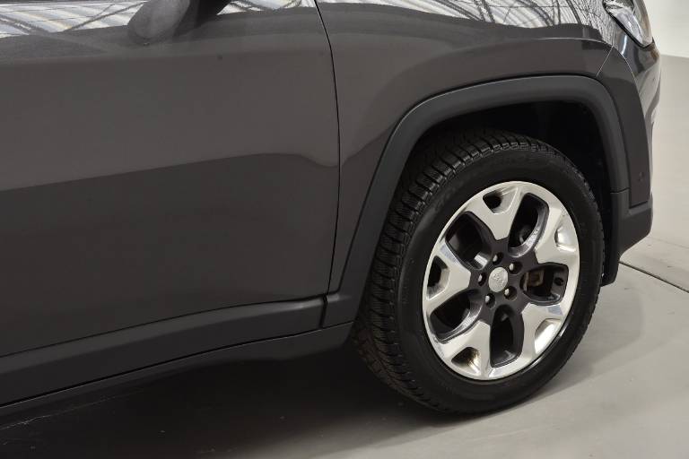 JEEP Compass 44