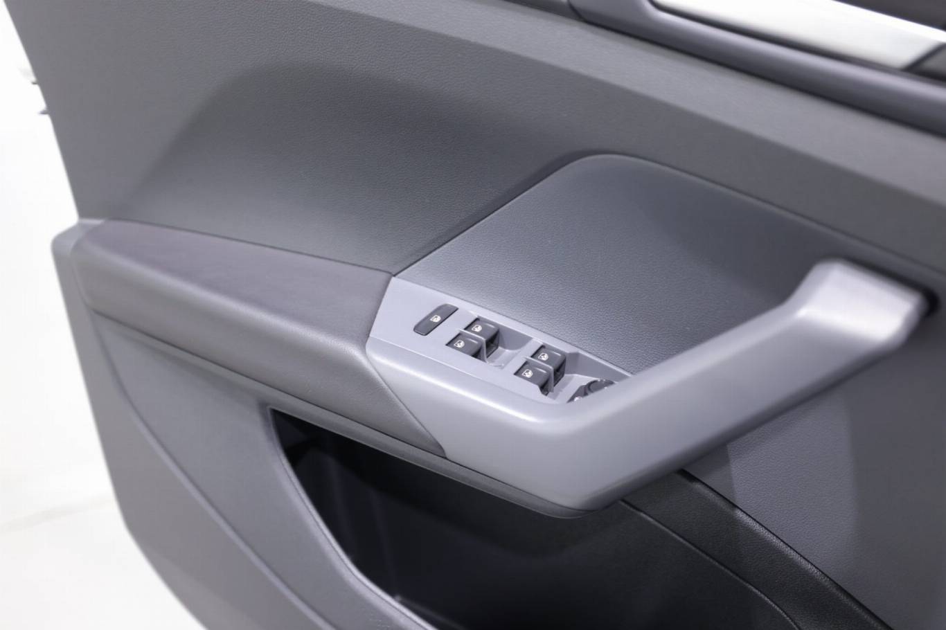 VOLKSWAGEN T-Cross 33