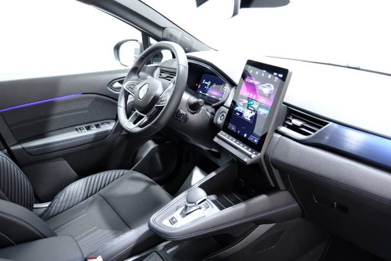 RENAULT Captur 57