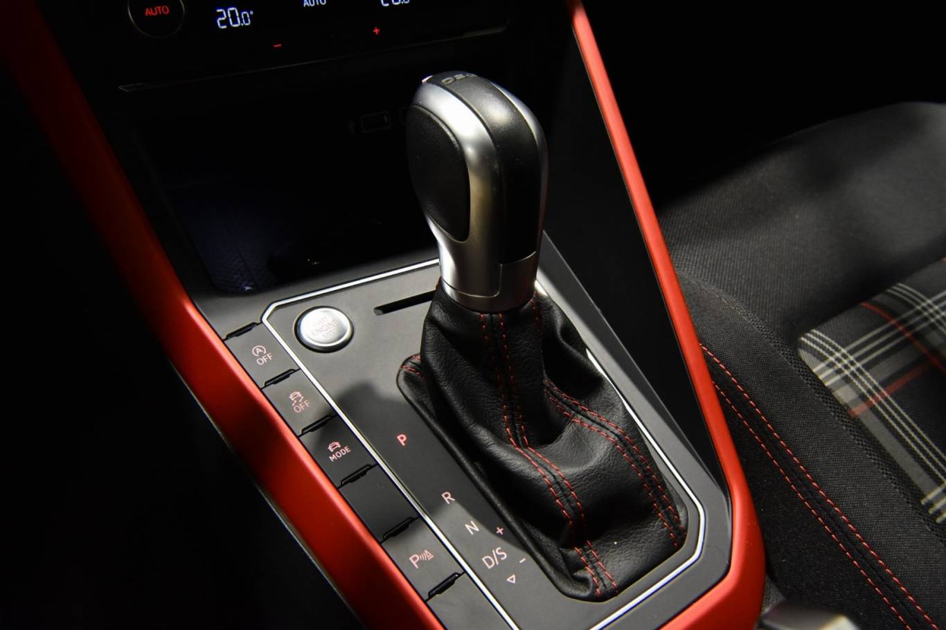 VOLKSWAGEN Polo GTI 10