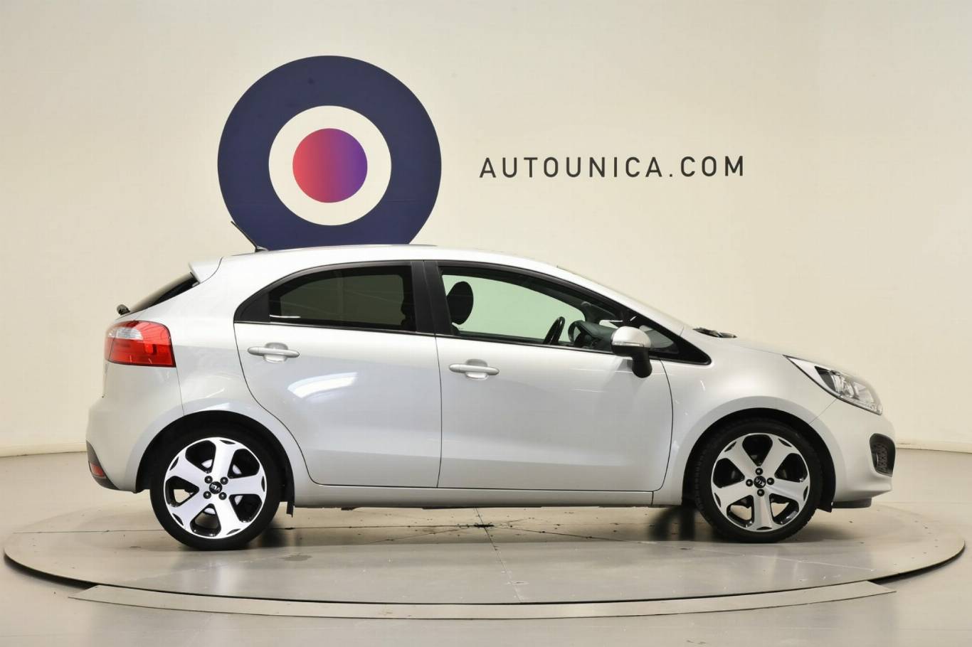 KIA Rio 31
