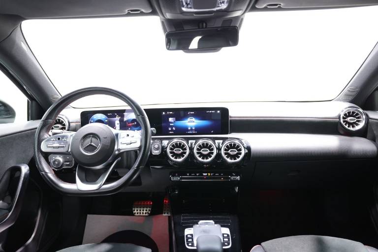 MERCEDES-BENZ Classe A 9
