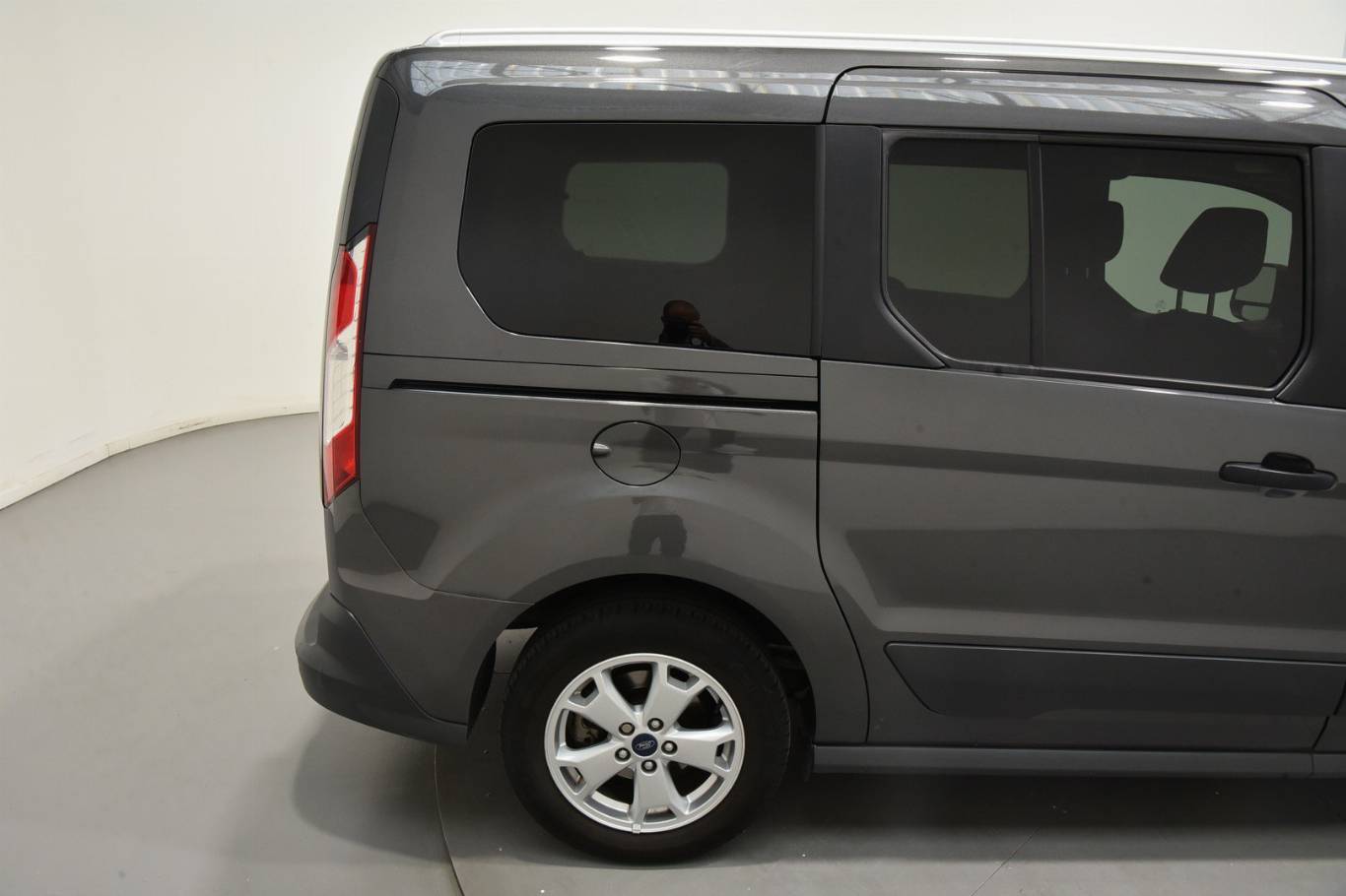 FORD Tourneo Connect 50