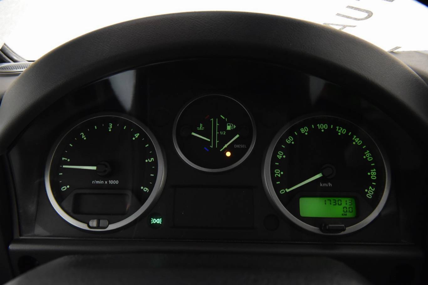 LAND ROVER Defender 37