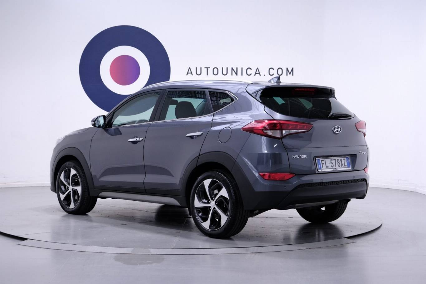 HYUNDAI Tucson 17