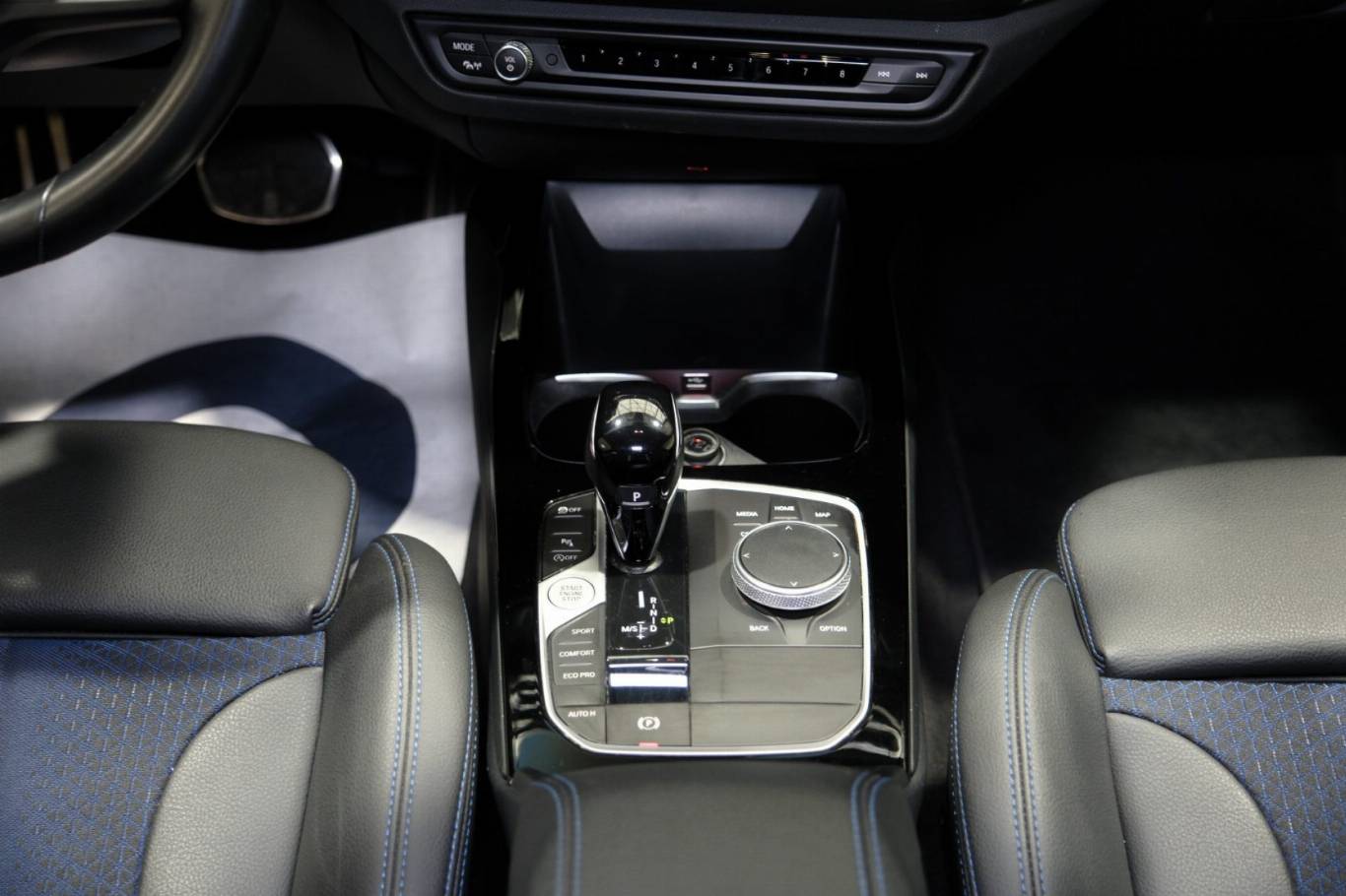 BMW 220 48