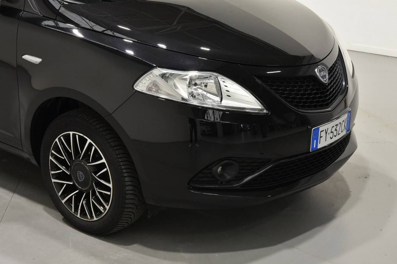 LANCIA Ypsilon 36