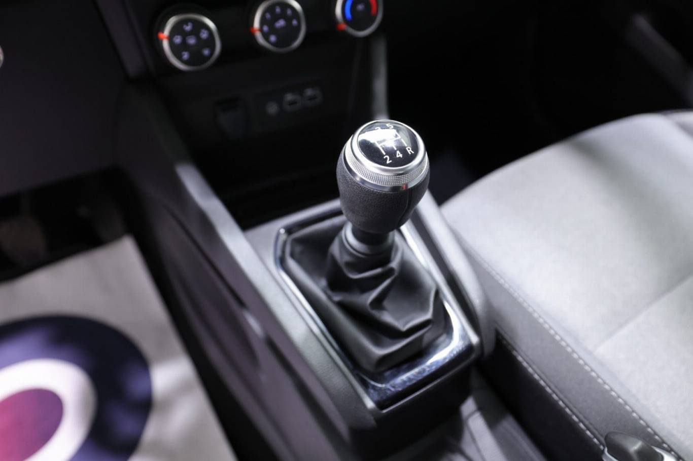 RENAULT Clio 29