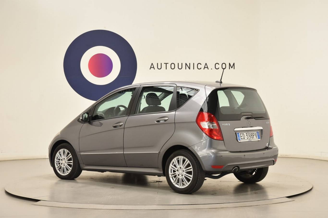 MERCEDES-BENZ A 180 25