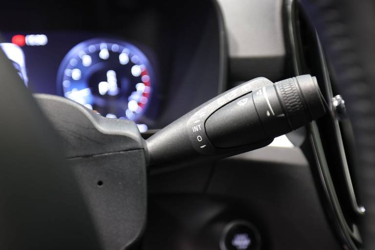 VOLVO XC40 23