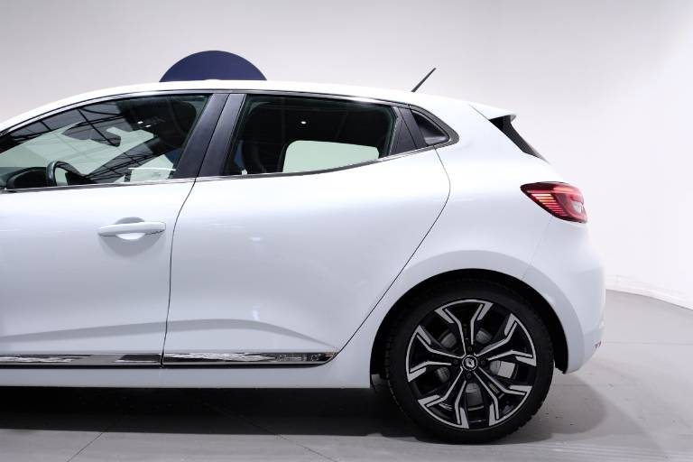 RENAULT Clio 42