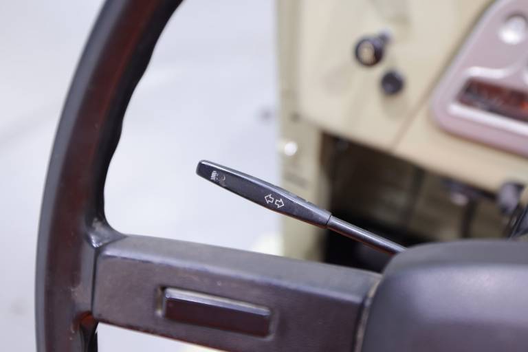 TOYOTA Land Cruiser 21