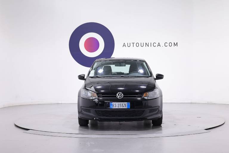 VOLKSWAGEN Polo 2
