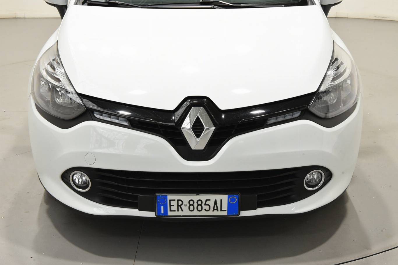 RENAULT Clio 38