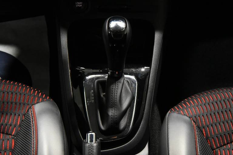 RENAULT Captur 10