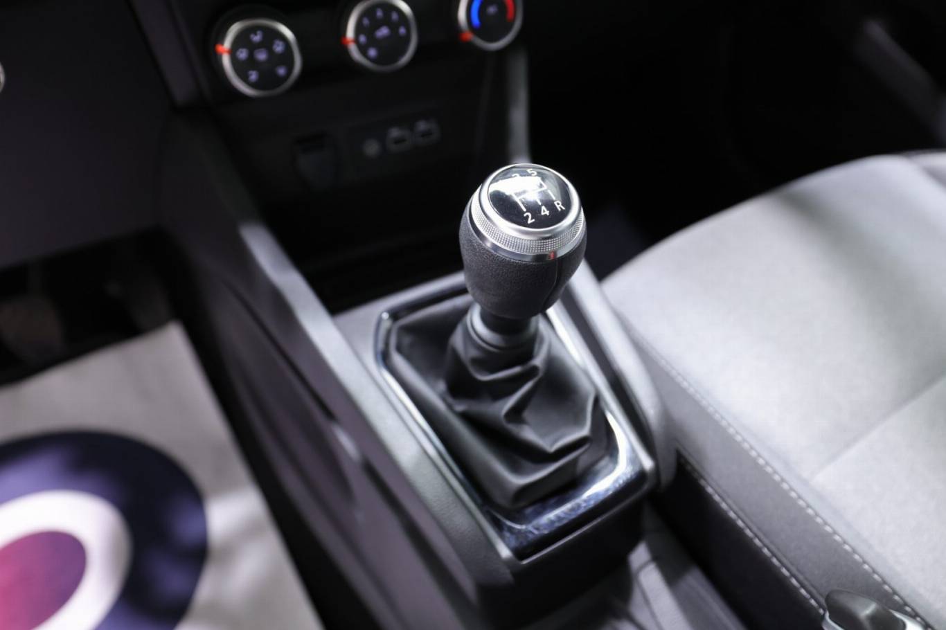 RENAULT Clio 29