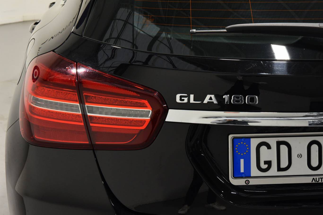 MERCEDES-BENZ GLA 180 34