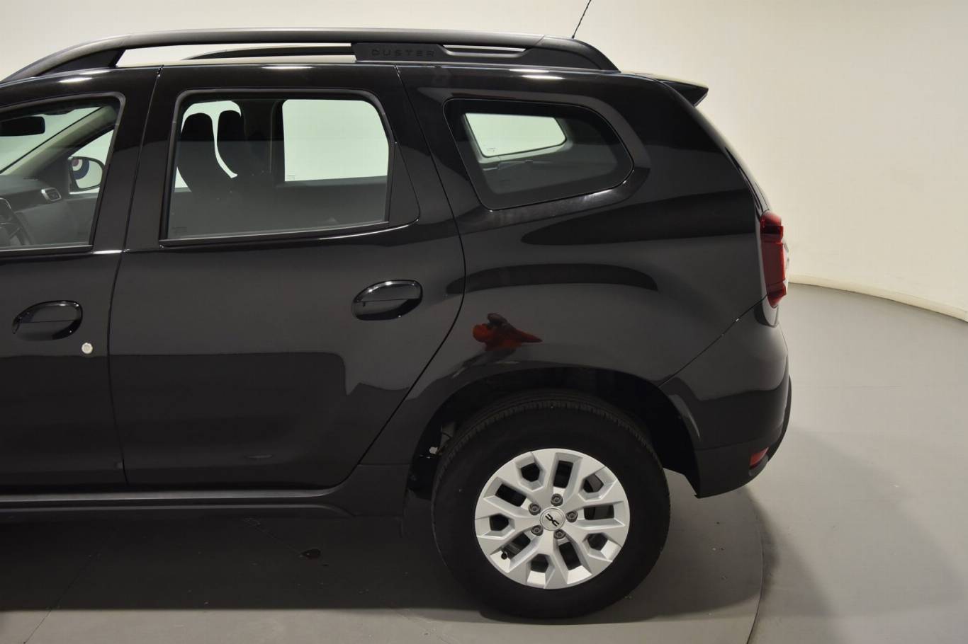 DACIA Duster 37