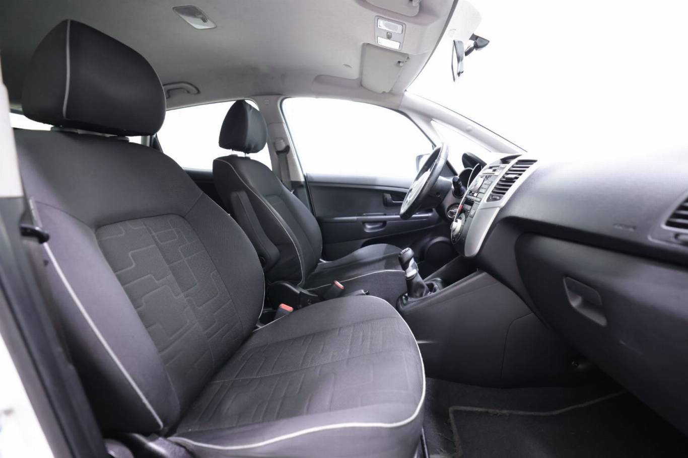 KIA Venga 10