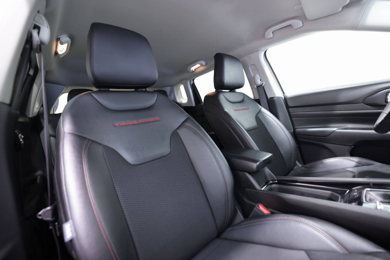 JEEP Compass 54