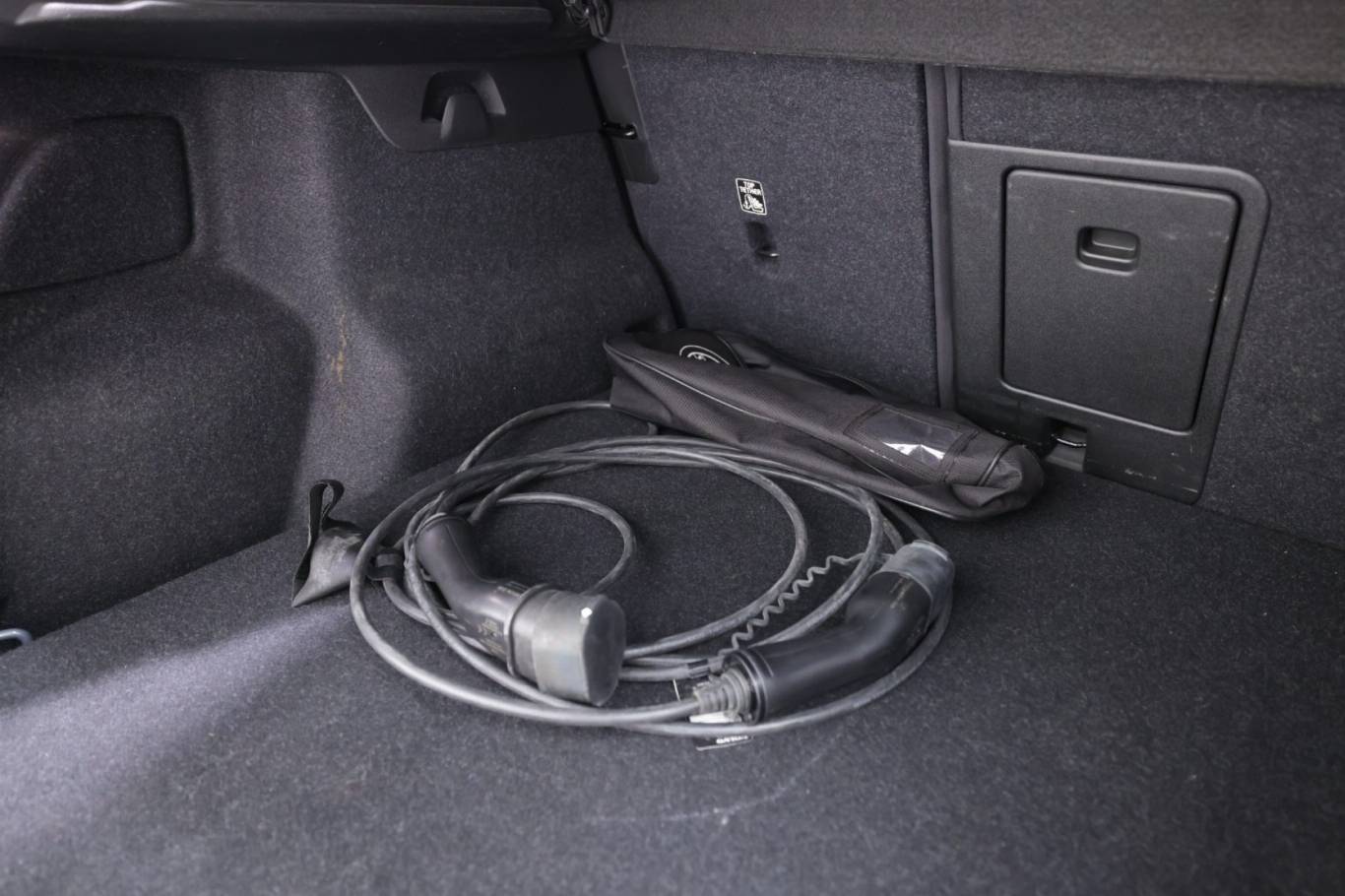 VOLVO XC40 52