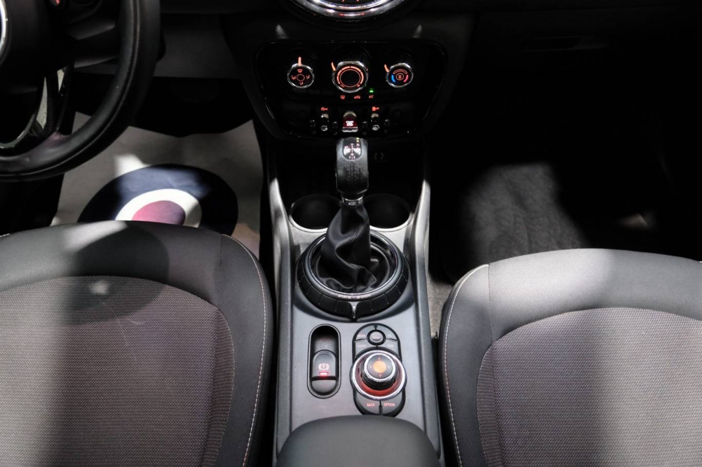 MINI Cooper Clubman 44