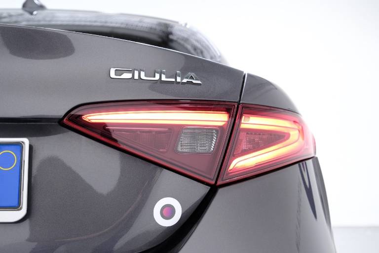 ALFA ROMEO Giulia 46