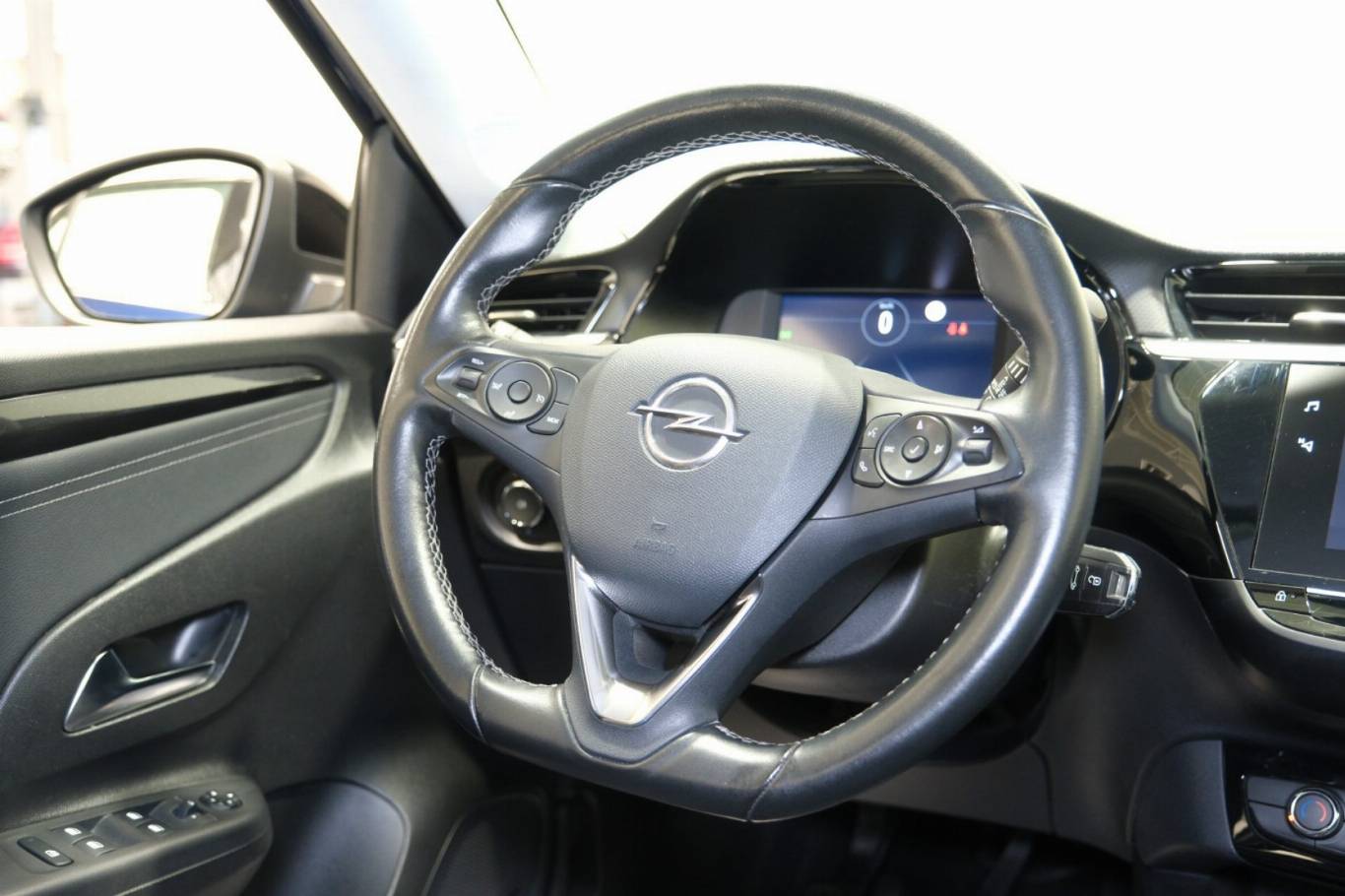 OPEL Corsa 37