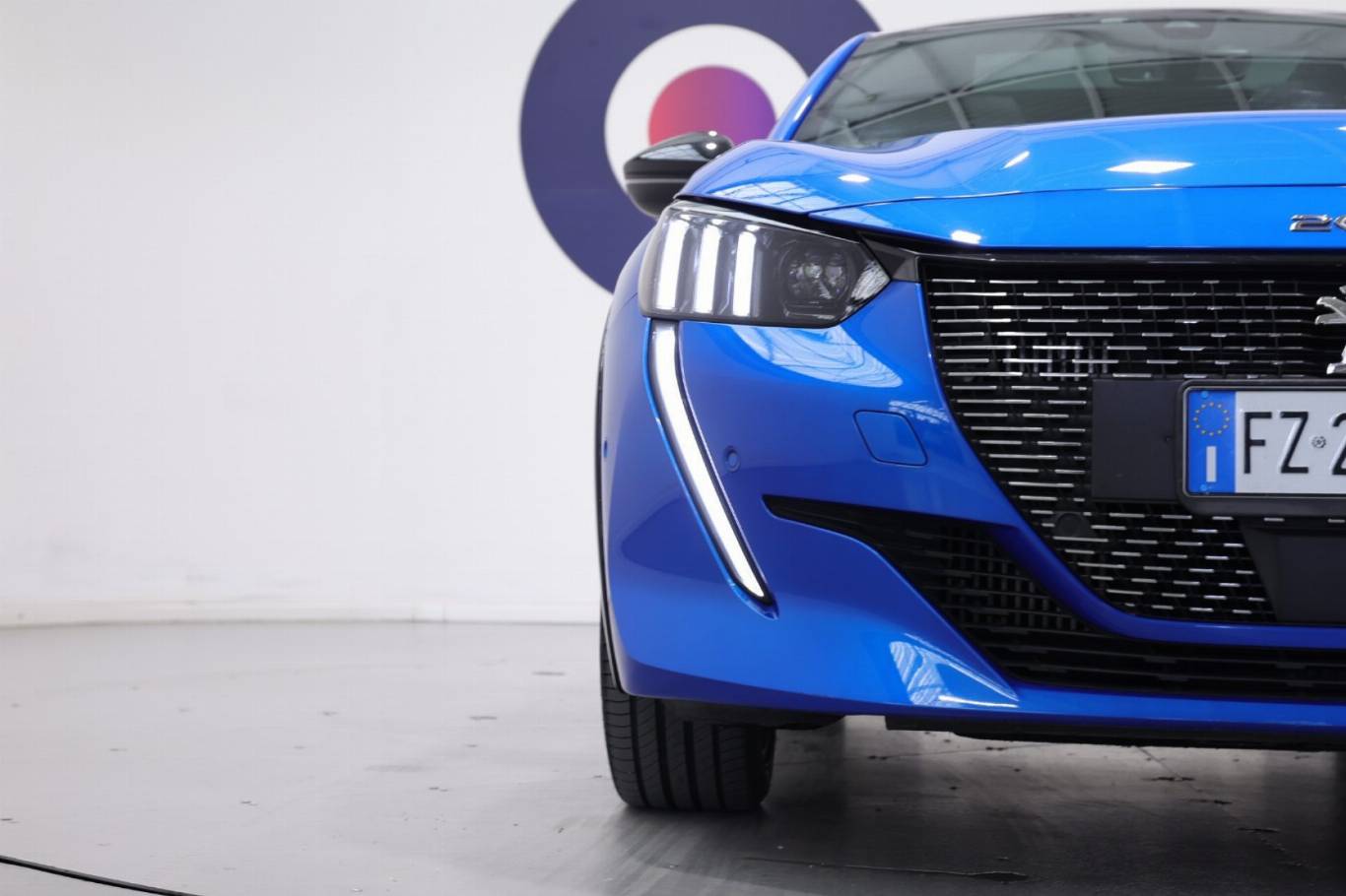 PEUGEOT 208 47