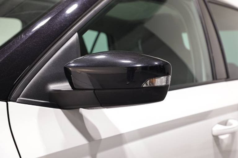 SKODA Fabia 46
