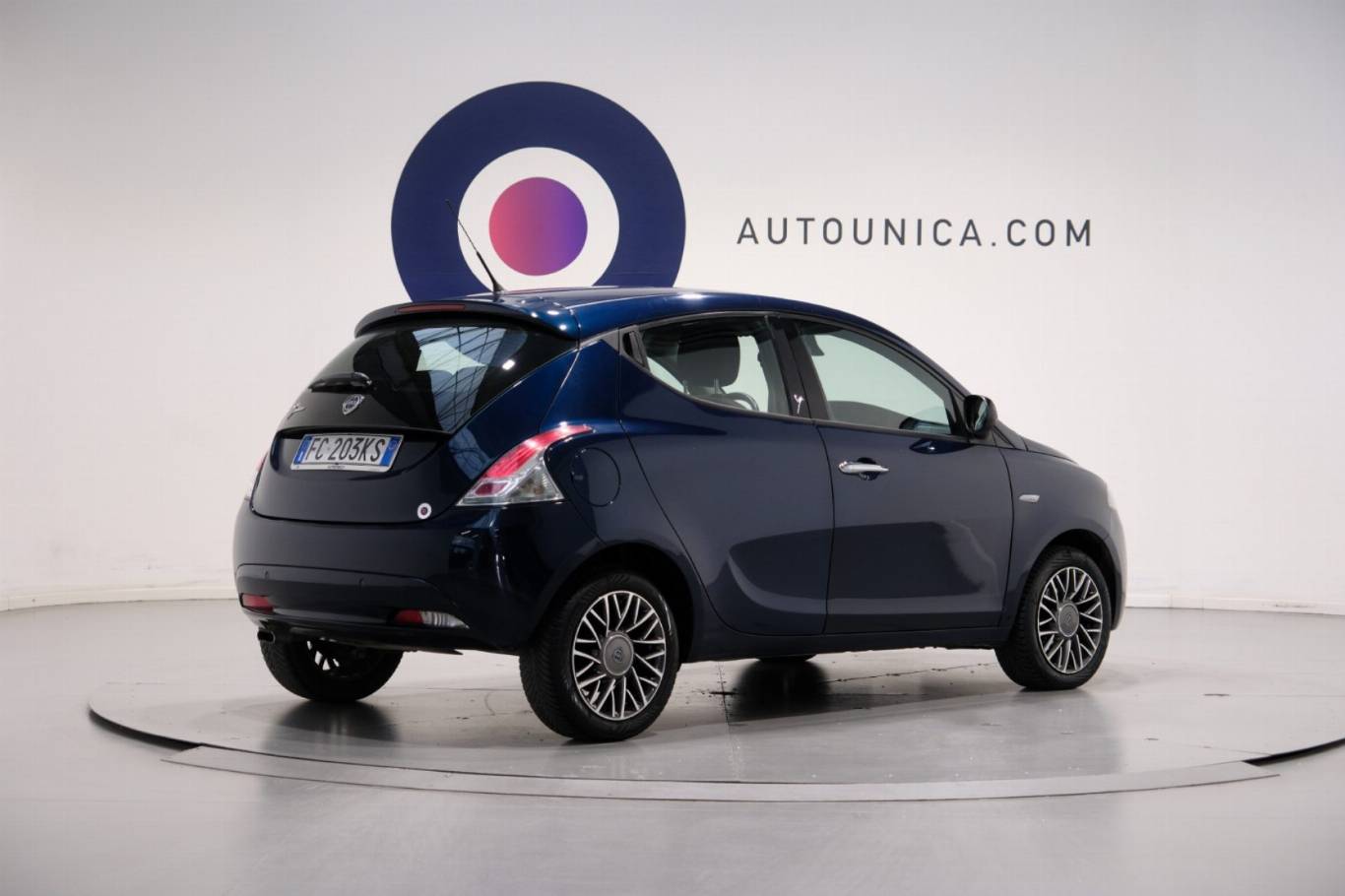 LANCIA Ypsilon 16