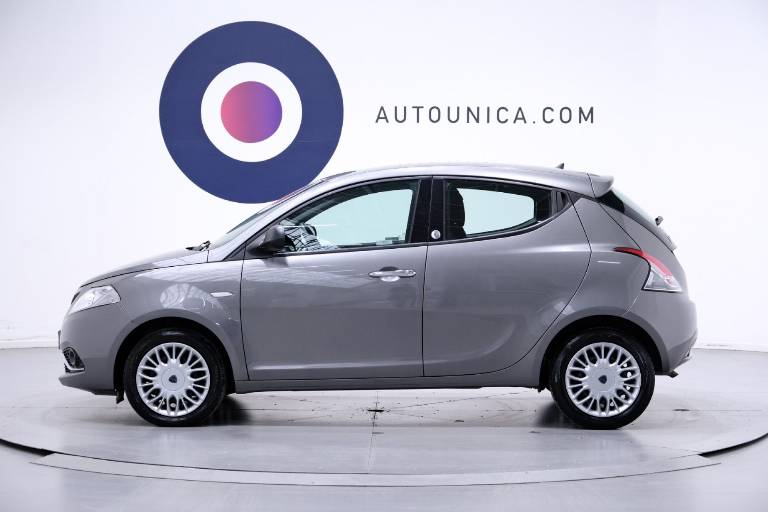 LANCIA Ypsilon 10