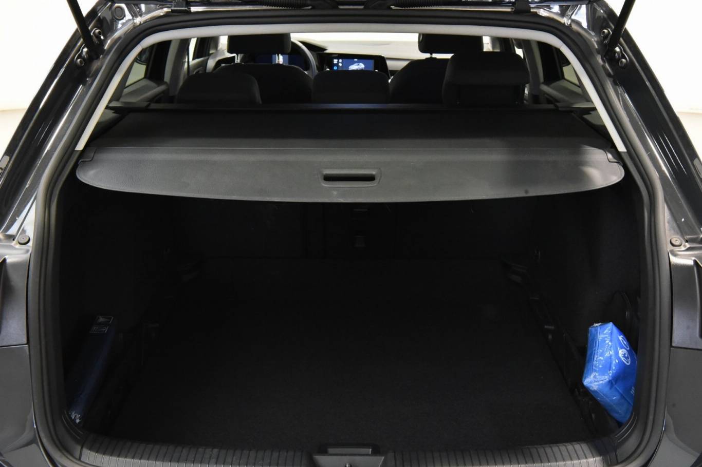 VOLKSWAGEN Golf Variant 13