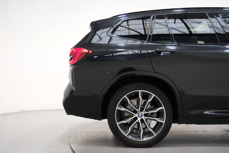 BMW X3 57