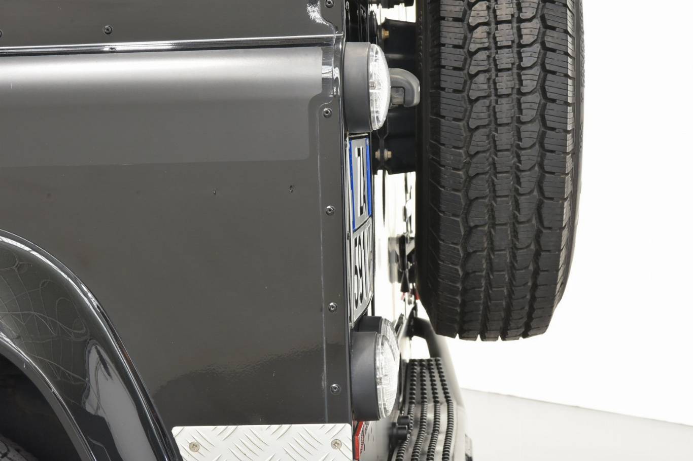 LAND ROVER Defender 52